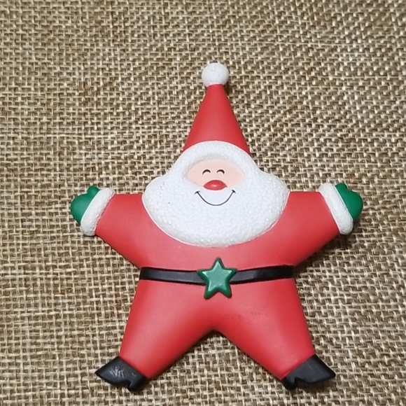 Hallmark Cards Santa Star Pin - Picture 1 of 3